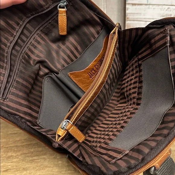 Jack Georges great shape voyager smooth leather convertible backpack pouch - Picture 11 of 11